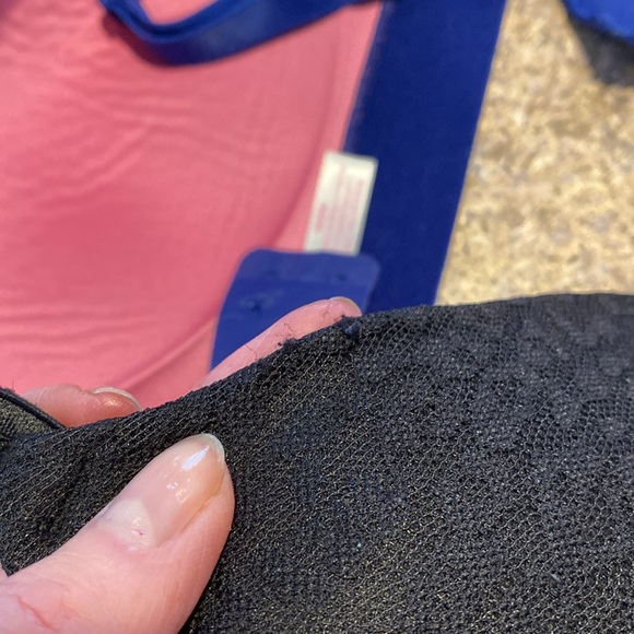 🔥Flash Sale🔥 3 Pink Victoria’s Secret Bras 36D Pink Blue and Black - Picture 13 of 17